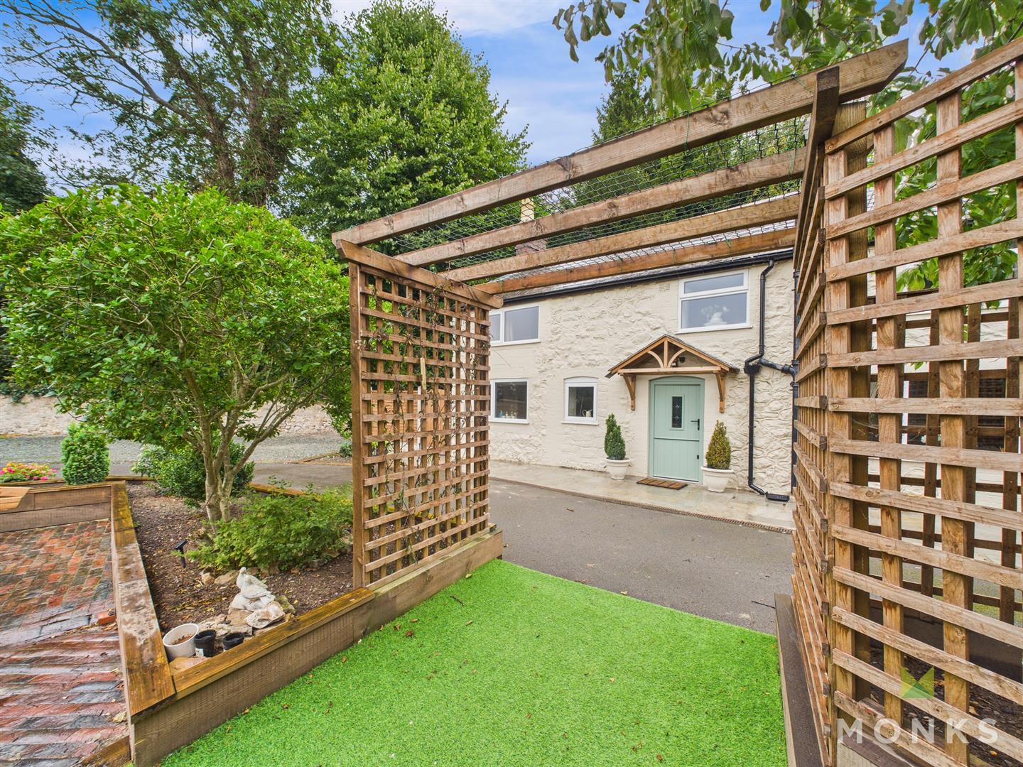 Pennal Cottage , Oswestry, SY10 8JB For Sale